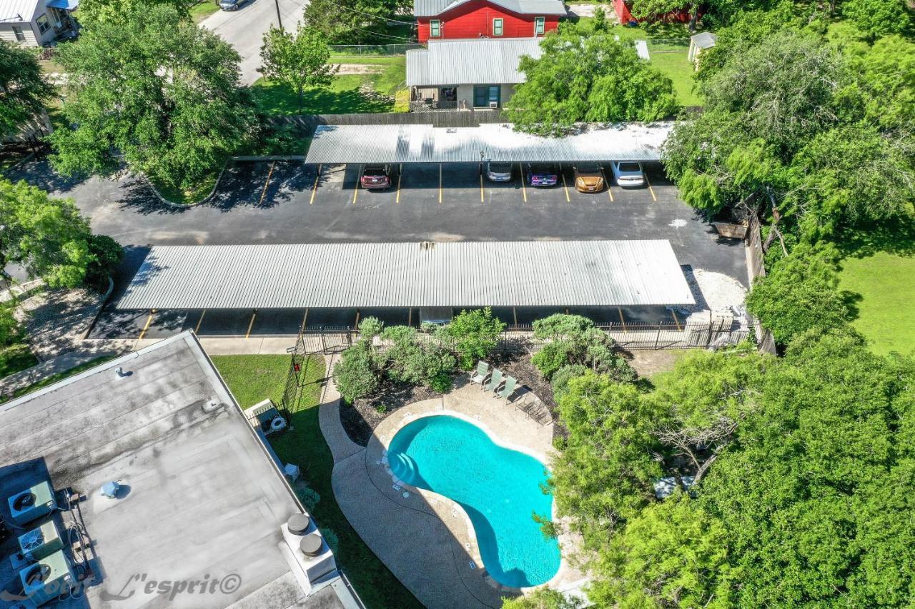 Ss 4B Riverside Condo نيو بروانفيلز المظهر الخارجي الصورة